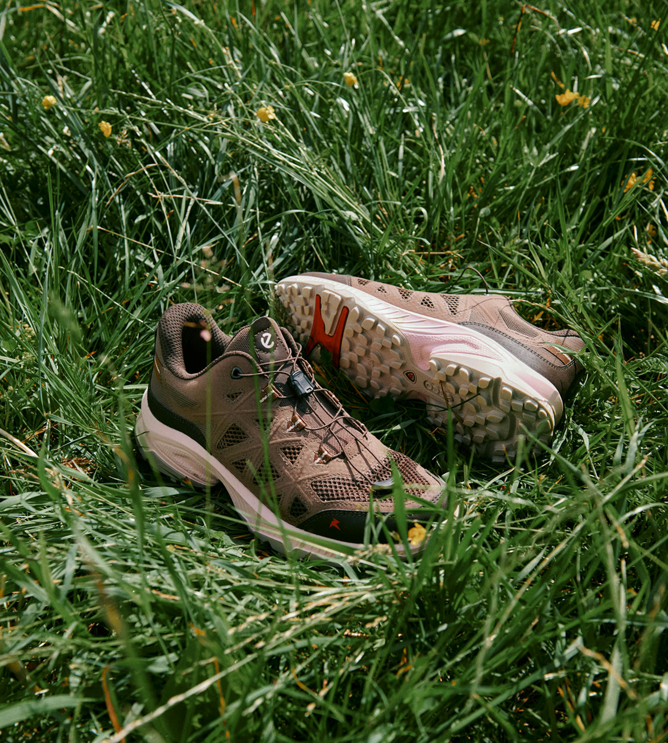 Outdoor and golf footwear