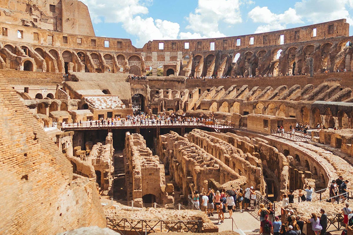 Colosseum tours in groups of six