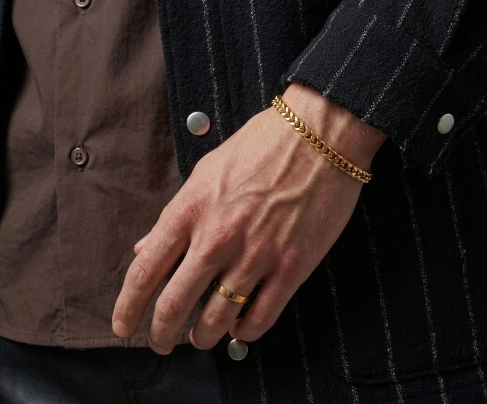 Men's chains, bracelets and rings