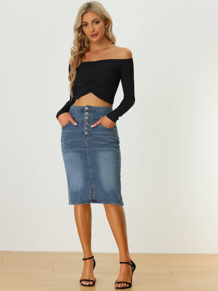 Front view in blue