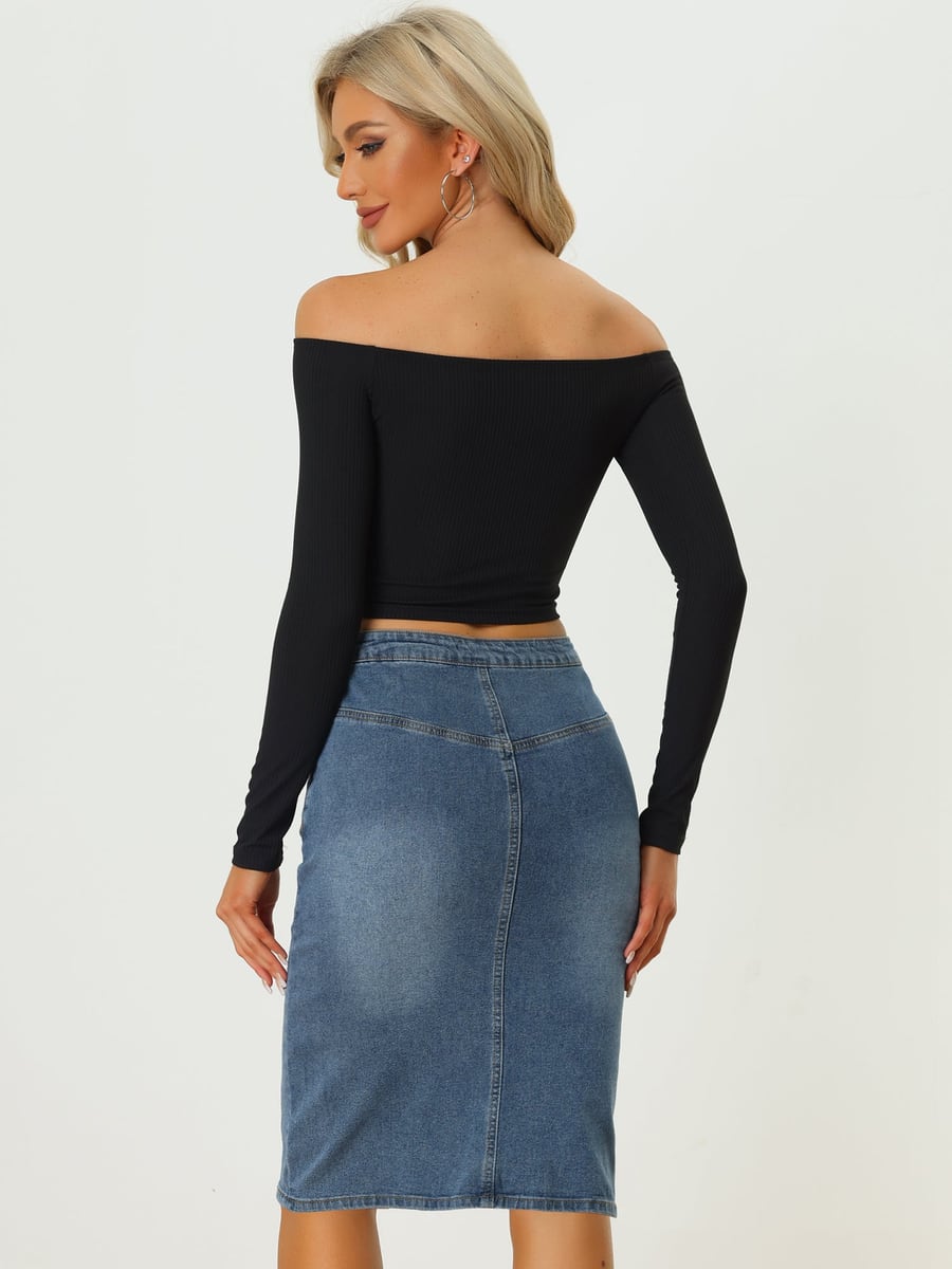 Back view in blue