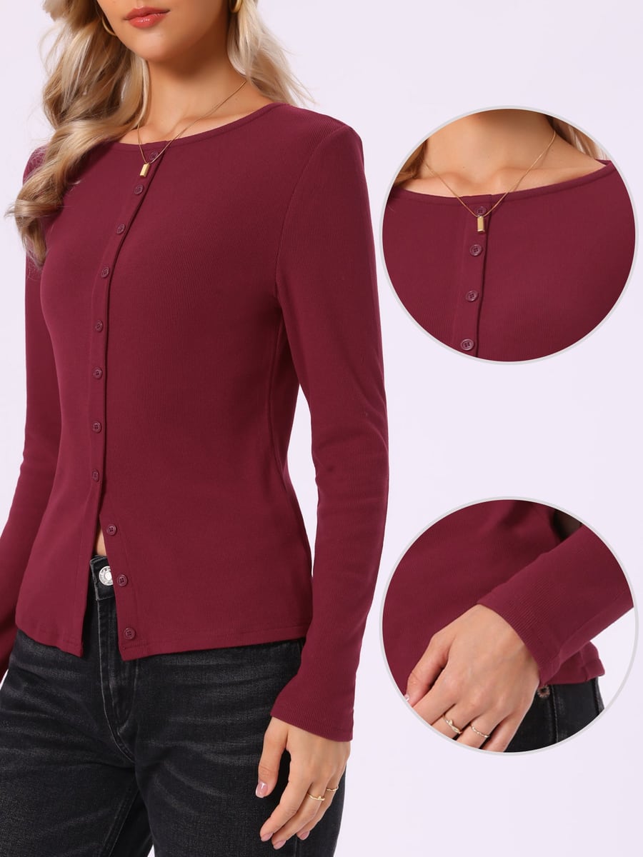 Con detalles del cuello y el puño