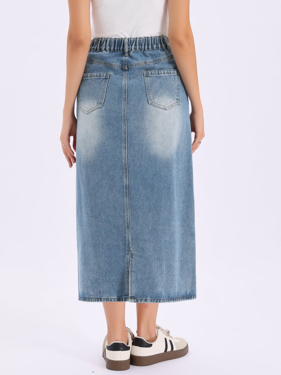 Back view with the elastic waist and slit