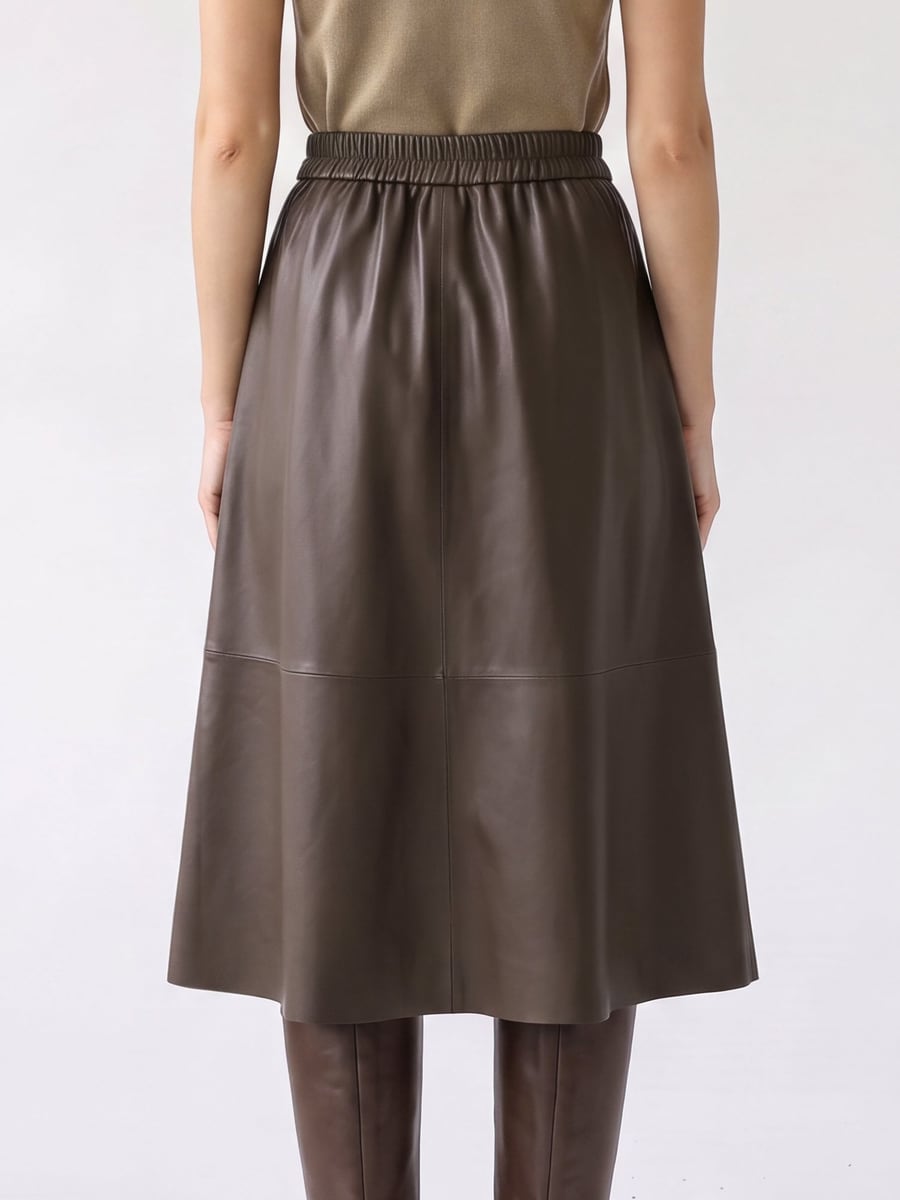Close-up of the back of the skirt
