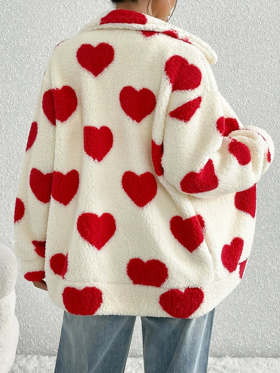 Espalda con corazones rojos