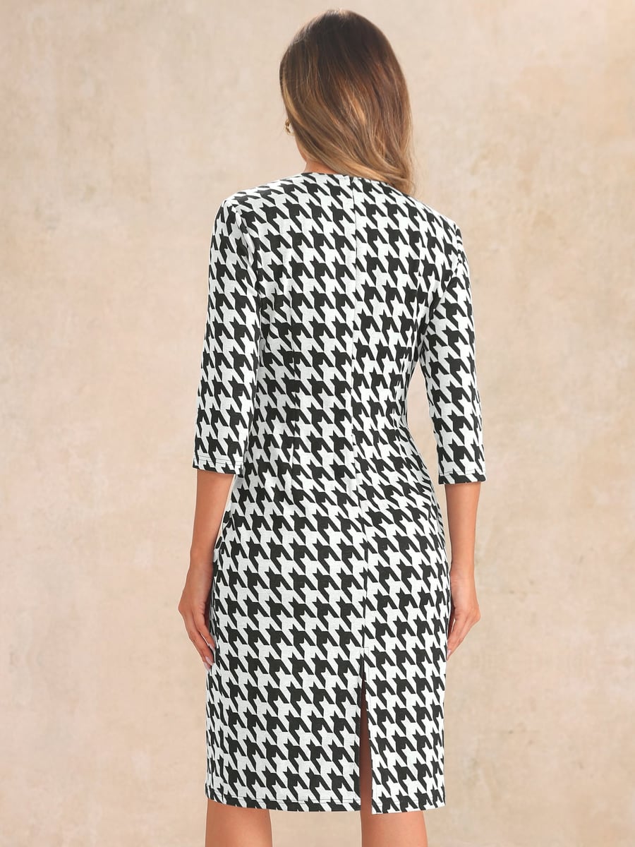 Back view showing the slit