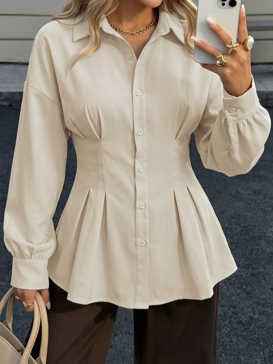 Front view of the pleat detail