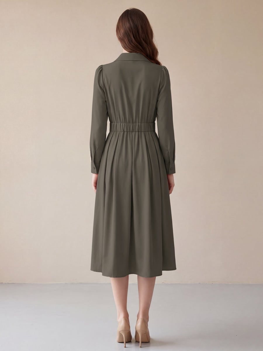 Back view with the elasticated waist