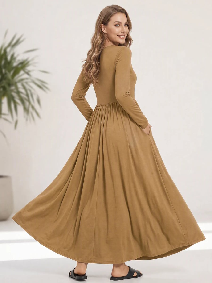 Back view with the skirt spread out