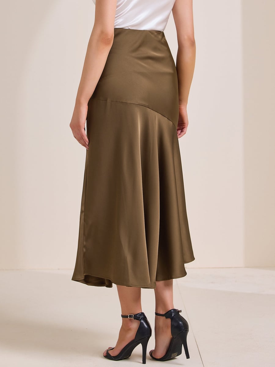 Back view with the flared hem