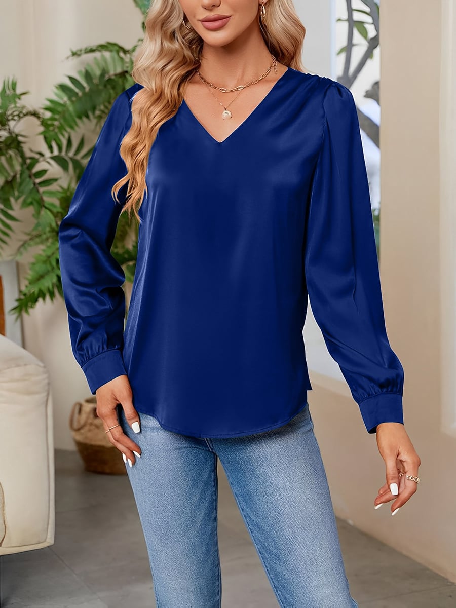 Front view in blue