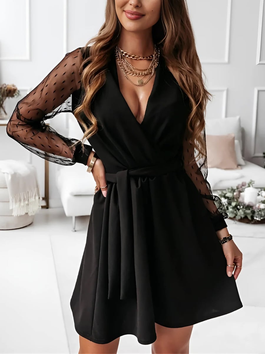 Front view in black