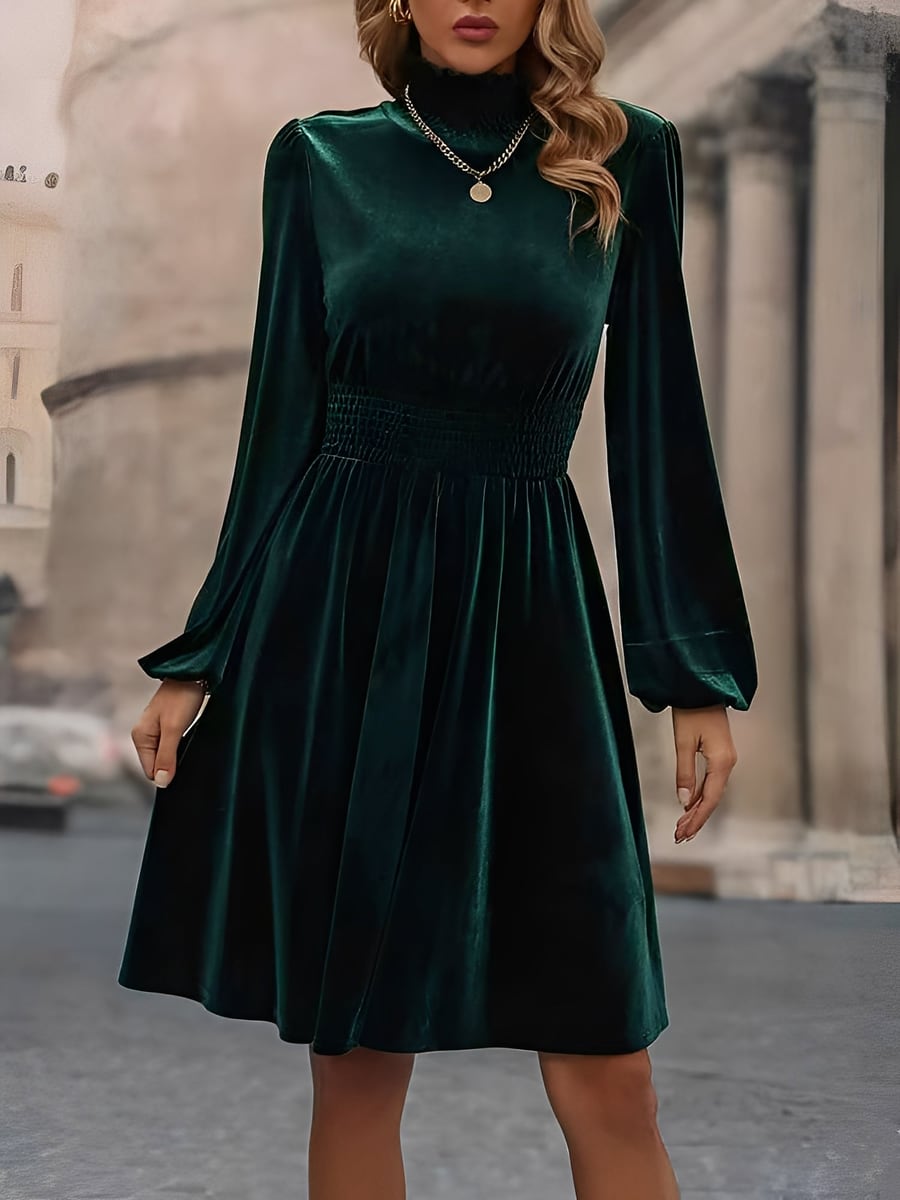 Front view in green