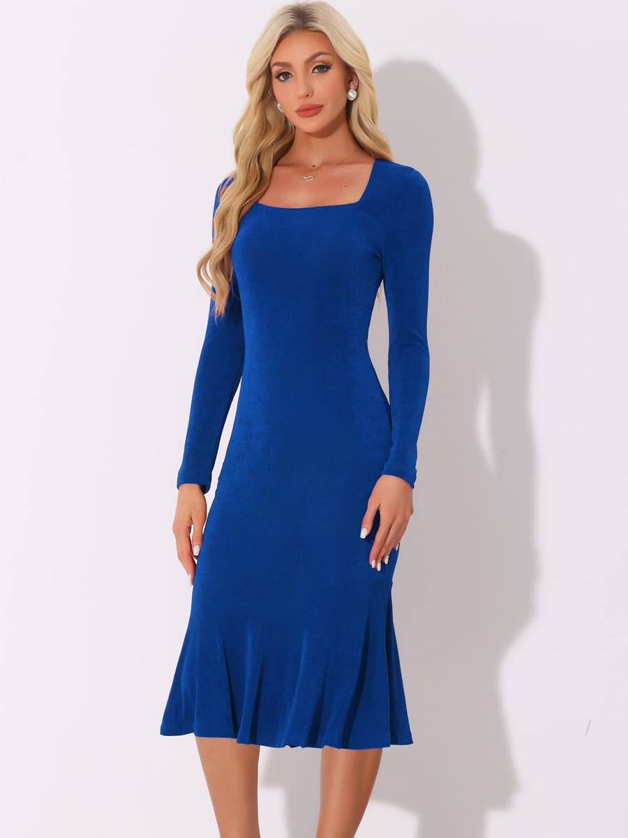 ブルーを着た正面