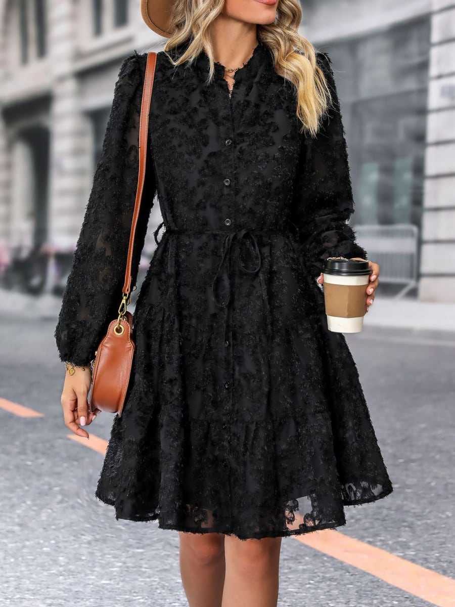 Front view in black
