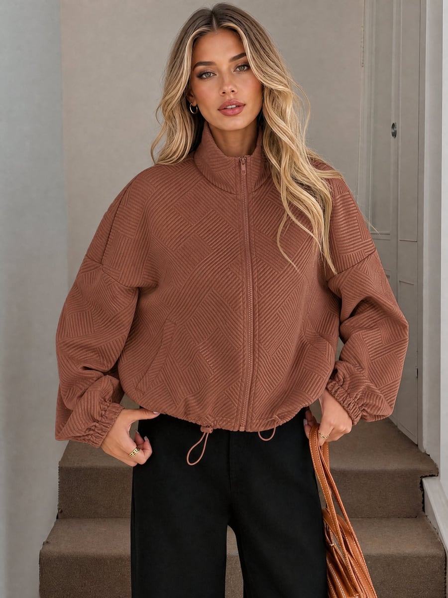 Front view in caramel