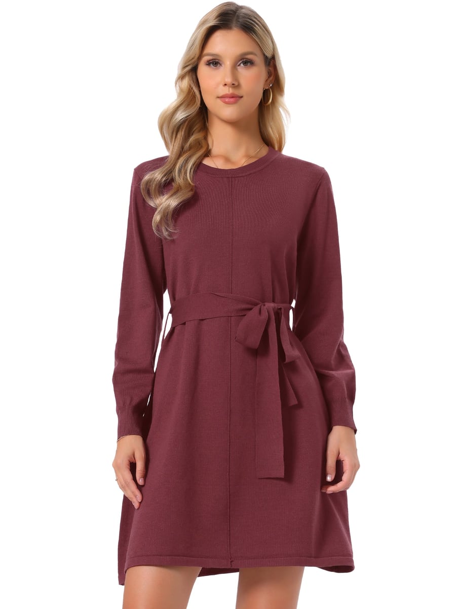 Front view in burgundy with the belt tied