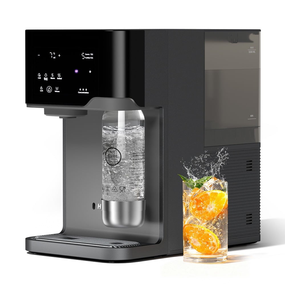 装上气泡水瓶的 C300 正面