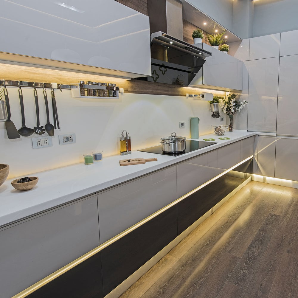 Under-cabinet kitchen lighting