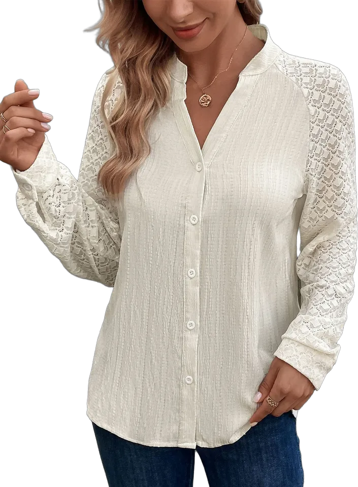 Lace-sleeve crinkle blouse
