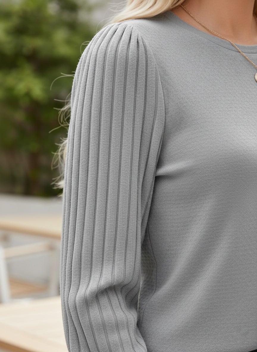 Close-up of the ribbed sleeve
