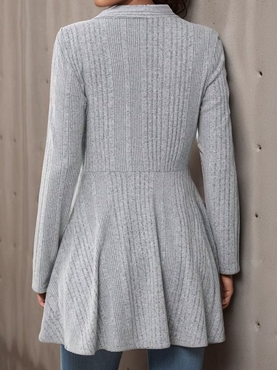 Back view in gray