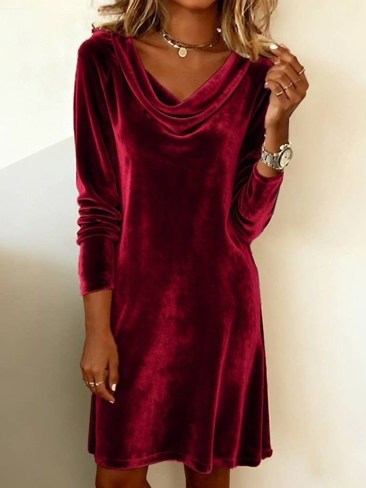 Vestido de terciopelo burdeos