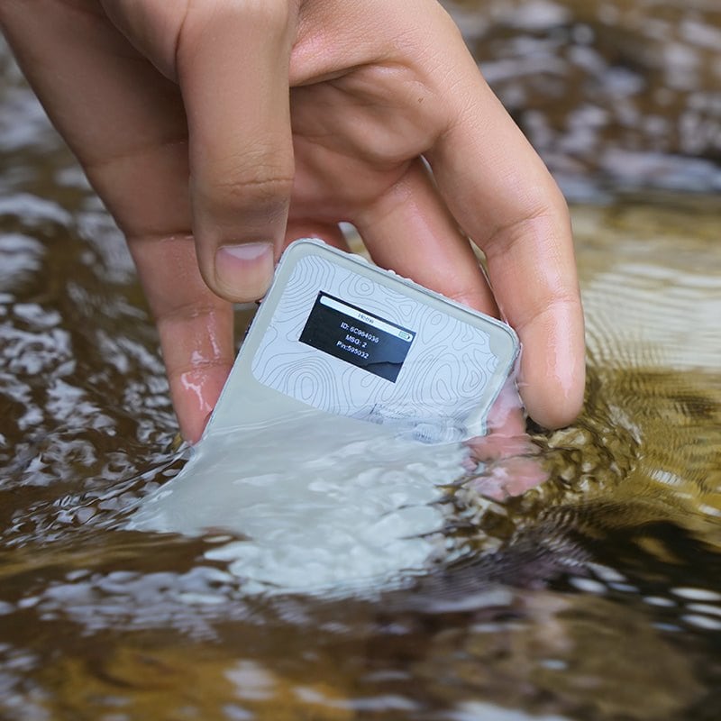 Sumergido en agua