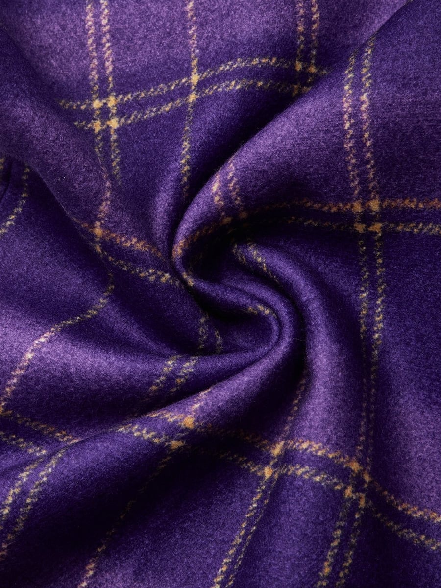The plaid fabric with gold lines